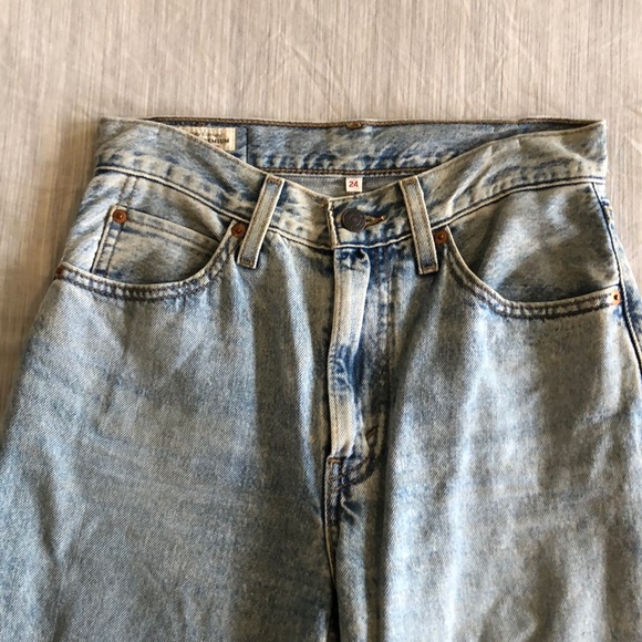 SOLD—Levi’s High Rise Mom Jeans - Picture 3 of 7